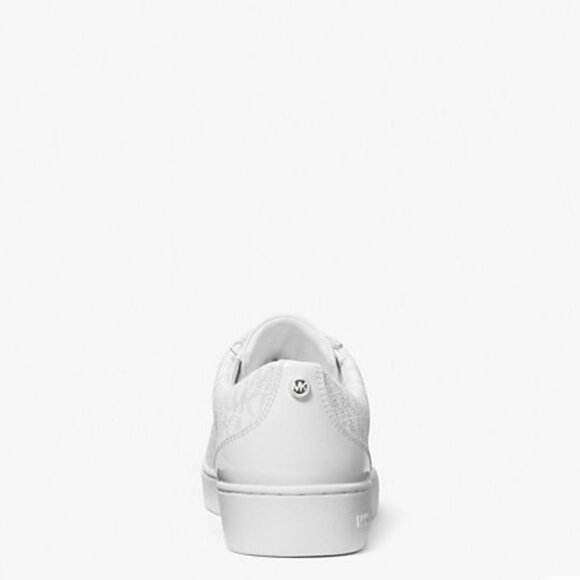 Michael Kors Catelyn Lace Up. Size 6 - Picture 2 of 3